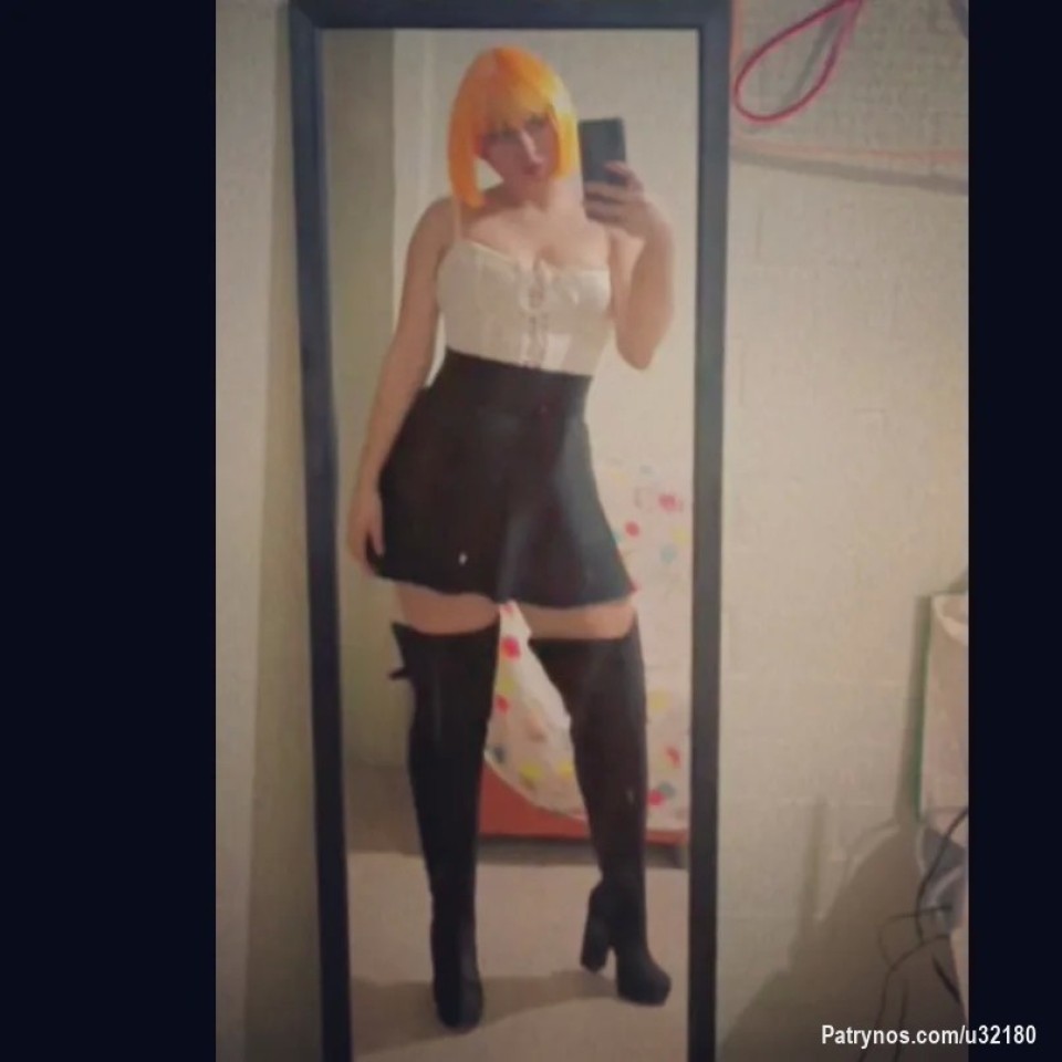 I don't know a hotter person than me 🥵