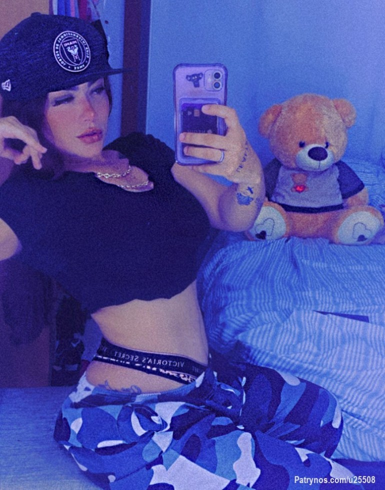 Hola alguien por aquí ?